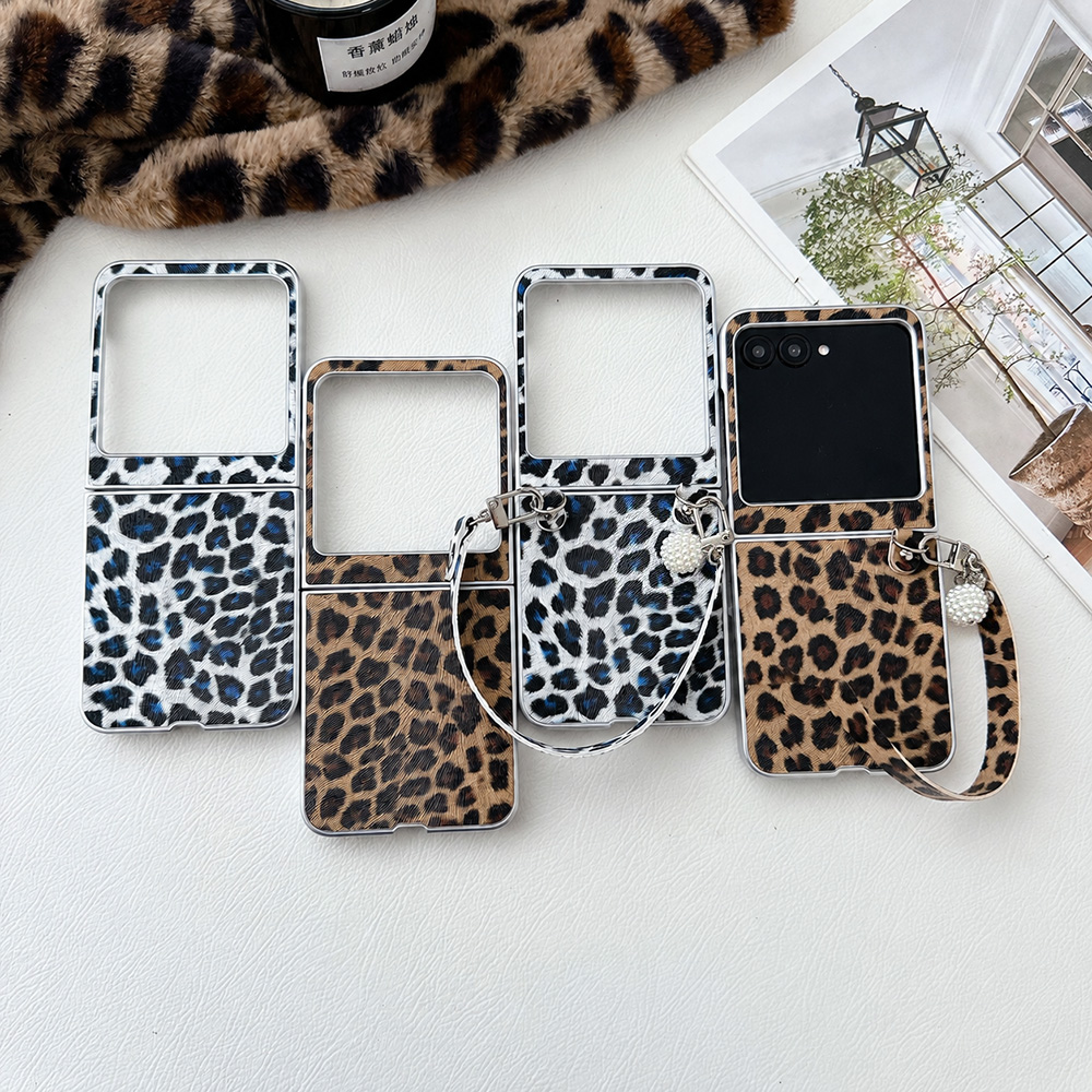 Travel Access - เคสโทรศัพท์พับลายเสือดาวสำหรับโมโตโรล่า ราซ 60 50 อัลตร้าพร้อมสายรัดข้อมือแบบถอดได้ฝาครอบกันกระแทกป้องกันการตกกระแทก