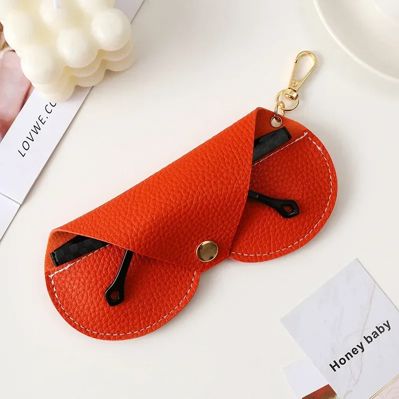Litchi นูนแว่นตาน่ารักแขวน PU  - Travel Reading Accessories บทวิจารณ์และราคา