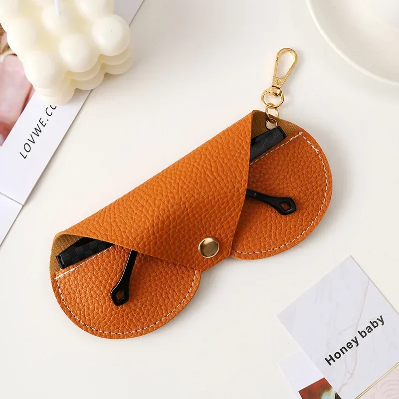 Litchi นูนแว่นตาน่ารักแขวน PU  - Travel Reading Accessories บทวิจารณ์และราคา