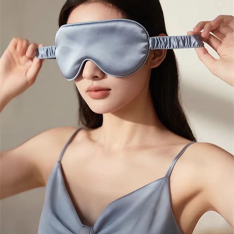 ผ้าปิดตาไหมสองด้าน ป้องกันแสง  - Travel Accessories Eye Mask บทวิจารณ์และราคา